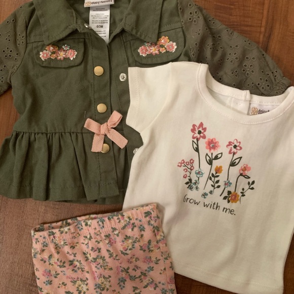 0/3 Matching set w/ Jacket - Picture 4 of 6